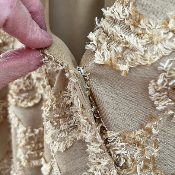 Mystree Beige Textured Surplice Peplum Blouse - Picture 4 of 10